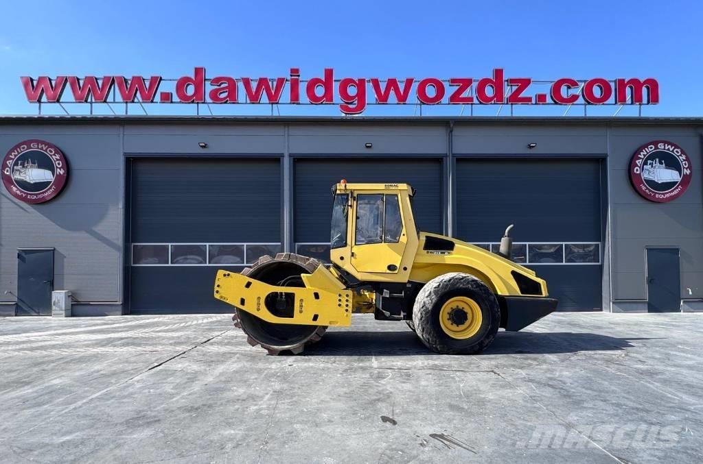 Bomag BW 213 D-4 Cilindros Compactadores monocilíndricos