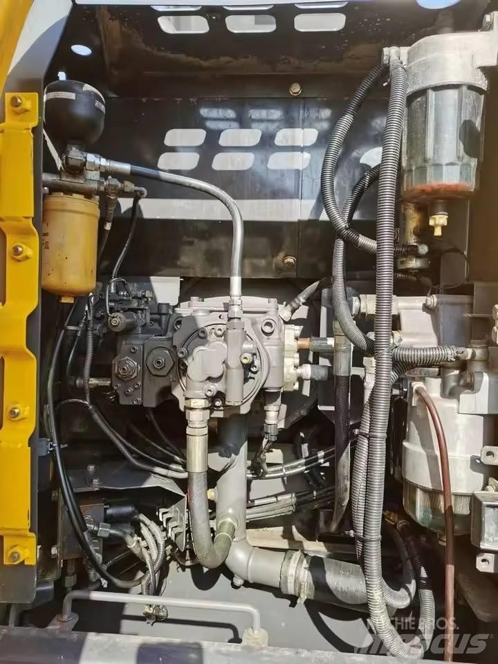 Sumitomo SH130-6 Escavadoras de rastos