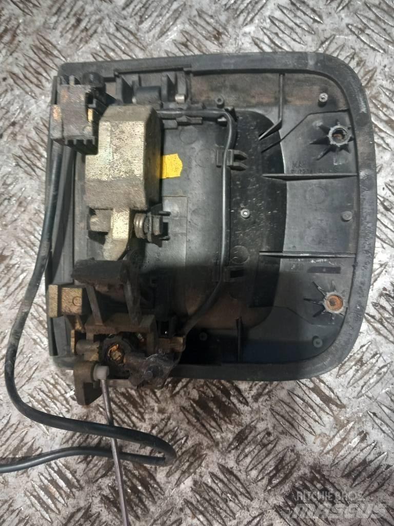 MAN TGA 81626416074 Cabines e interior