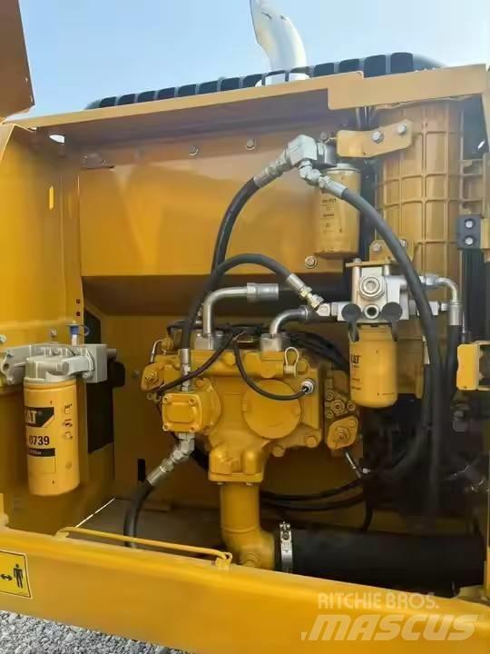 CAT CAT323D2L Escavadoras Midi 7t - 12t
