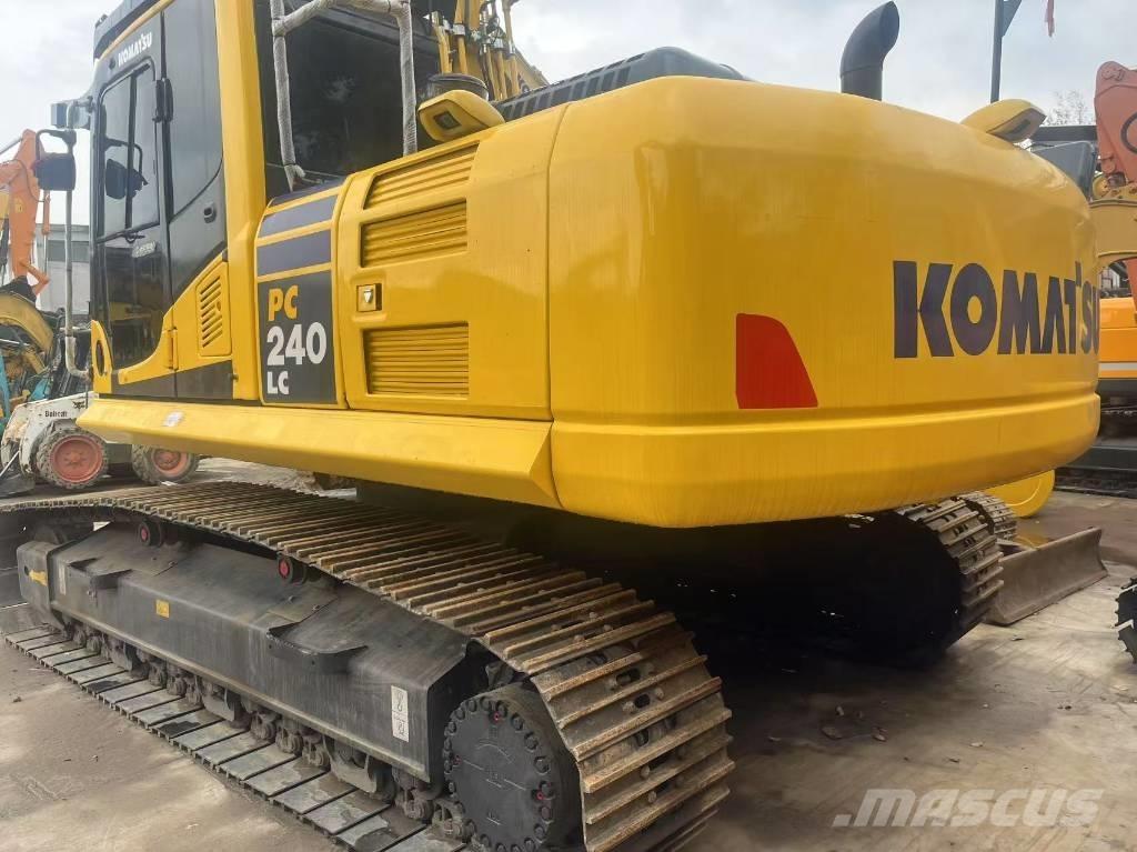 Komatsu PC 240 LC Escavadoras de rastos