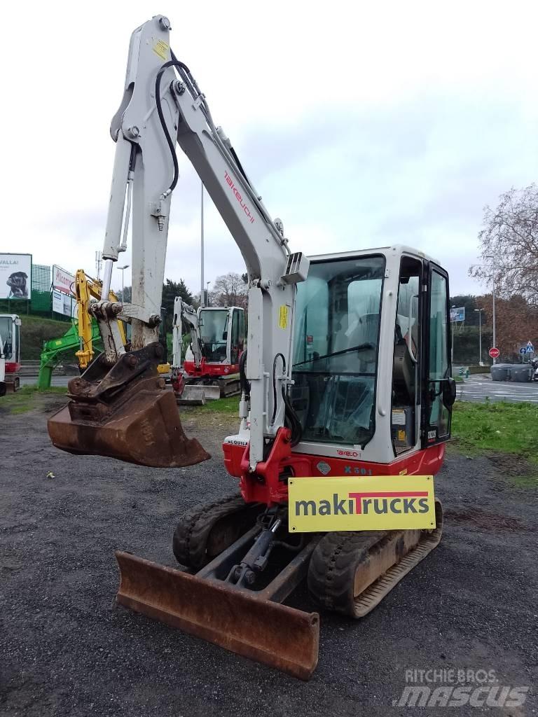 Takeuchi TB228 Mini Escavadoras <7t