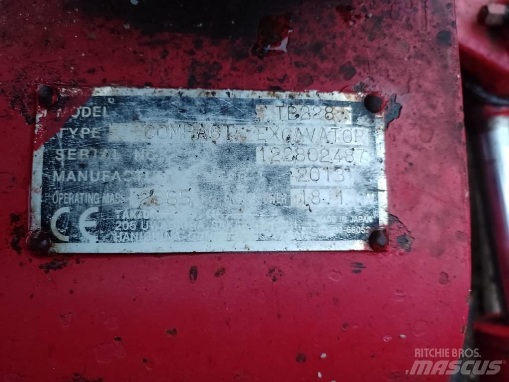 Takeuchi TB228 Mini Escavadoras <7t