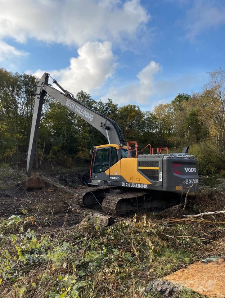Volvo 250E LR Escavadoras de rastos