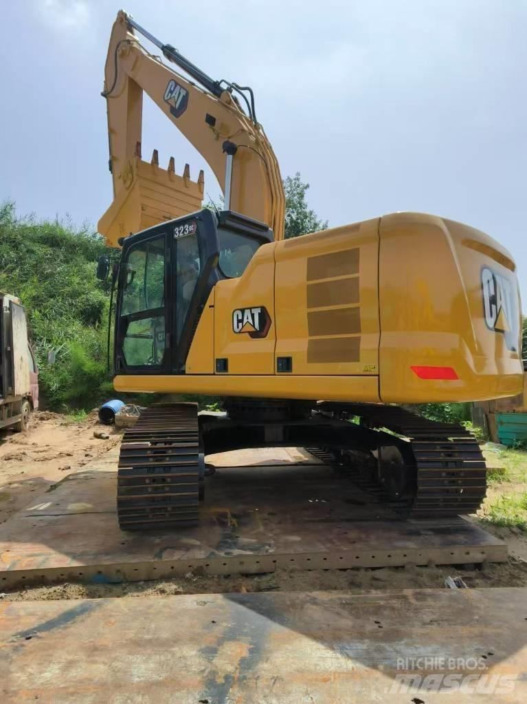 CAT 323 GC Escavadoras de rastos