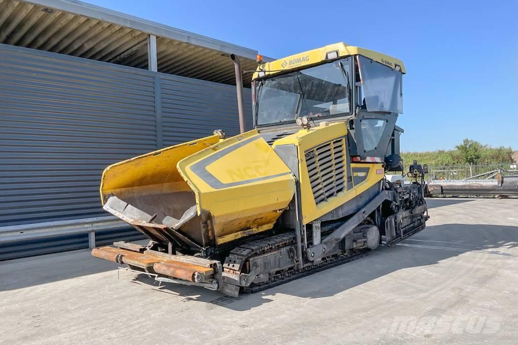 Bomag BF 700 C-2 Pavimentadoras de asfalto