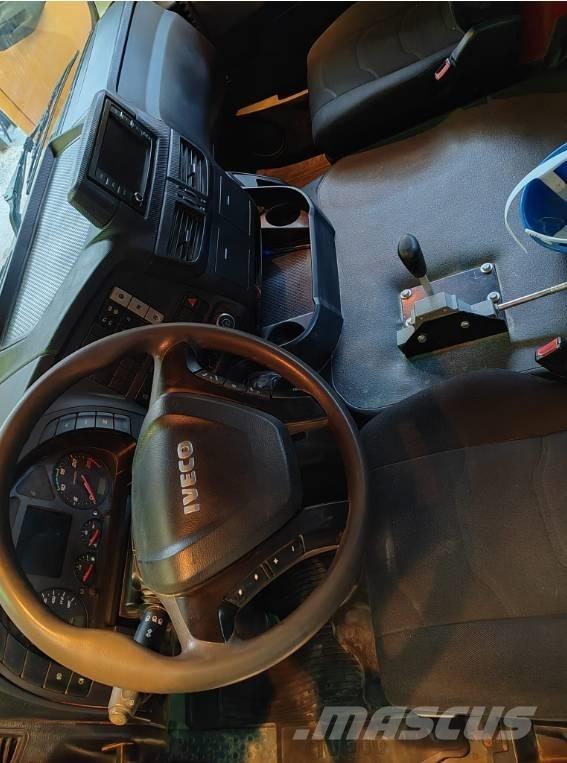 Iveco Hormigonera Camiões bomba Betão