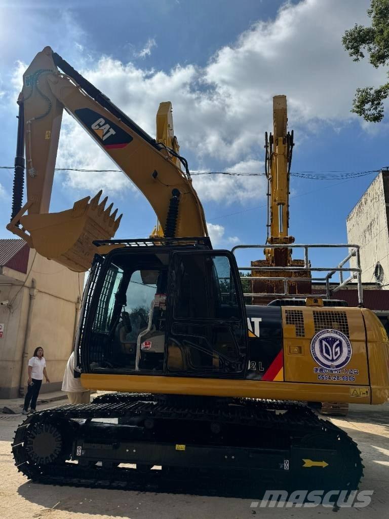 CAT 320D Escavadoras Midi 7t - 12t