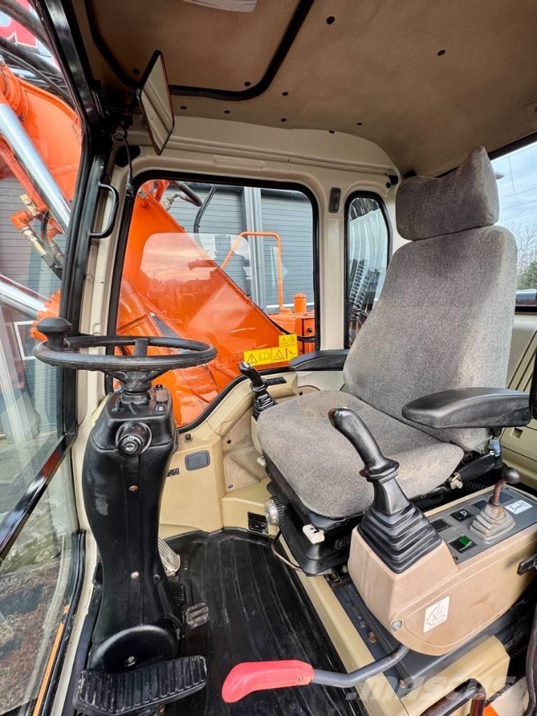 Doosan SOLAR 140W-V Escavadoras de rodas