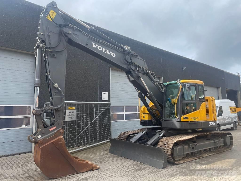 Volvo ECR235C Escavadoras de rastos