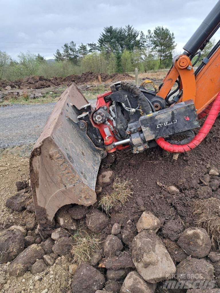 Hitachi ZX55US-6 CLR Mini Escavadoras <7t