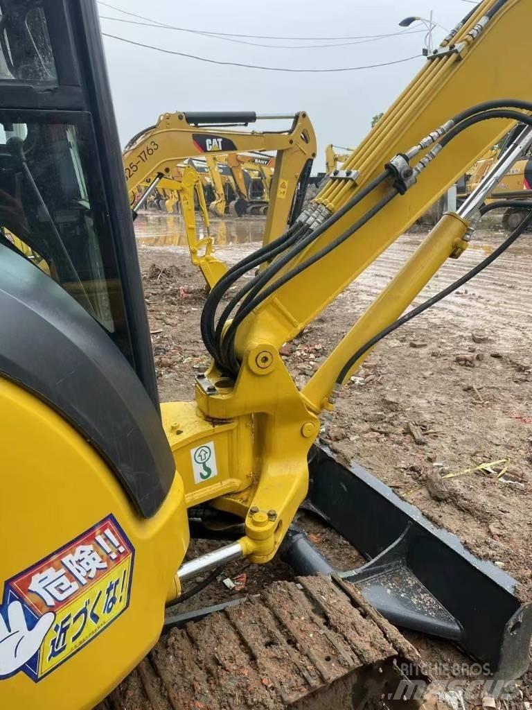 Komatsu PC 30 Mini Escavadoras <7t