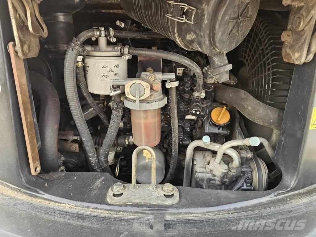 Hitachi ZX 35 U-2 Mini Escavadoras <7t