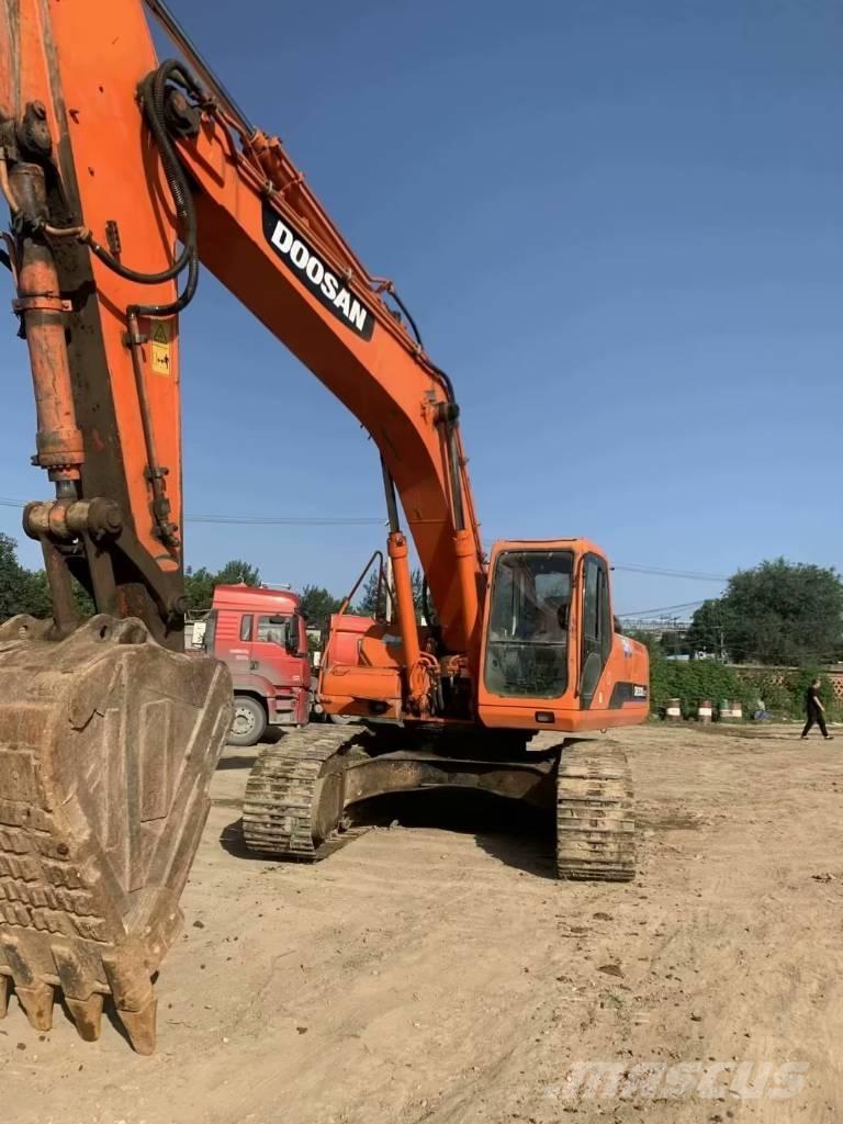 Doosan DH300 Escavadoras de rastos