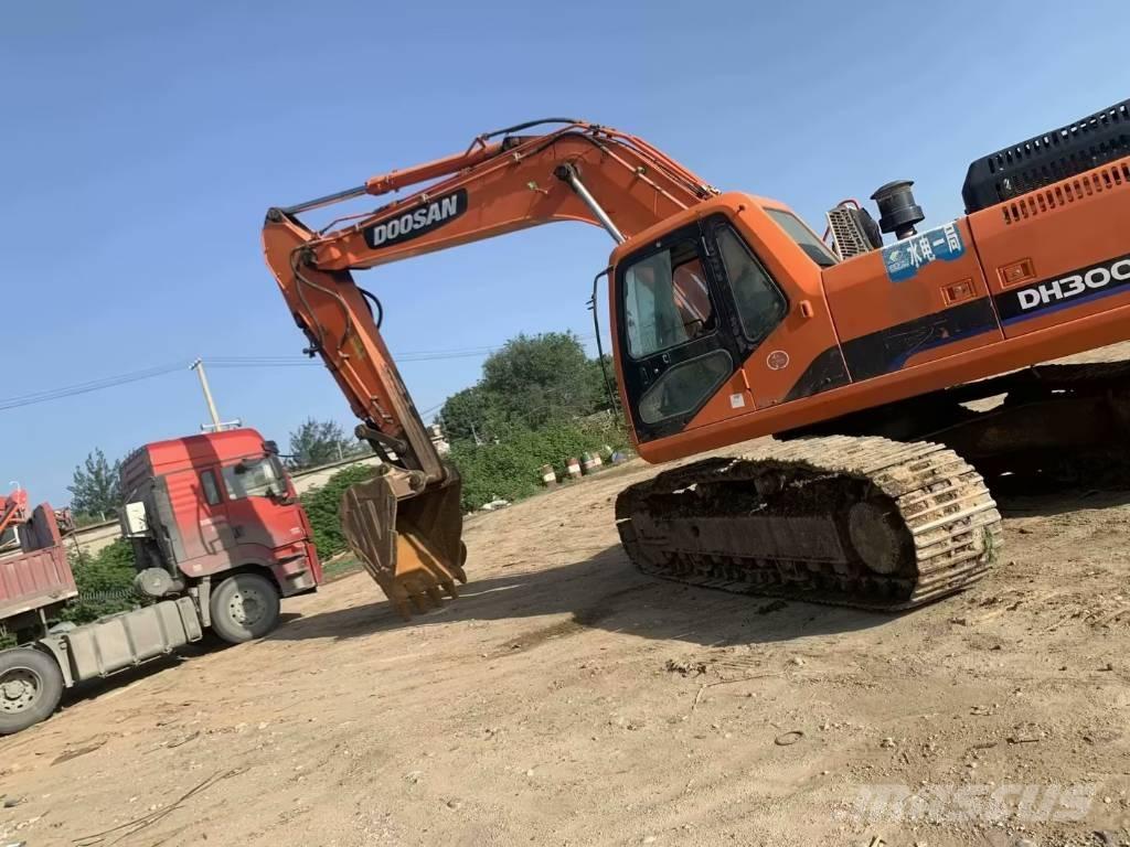 Doosan DH300 Escavadoras de rastos