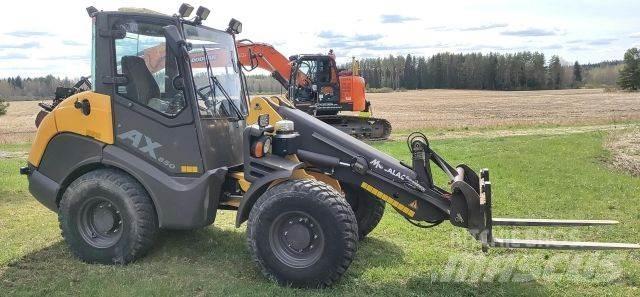 Mecalac AX850 Pás carregadoras de rodas