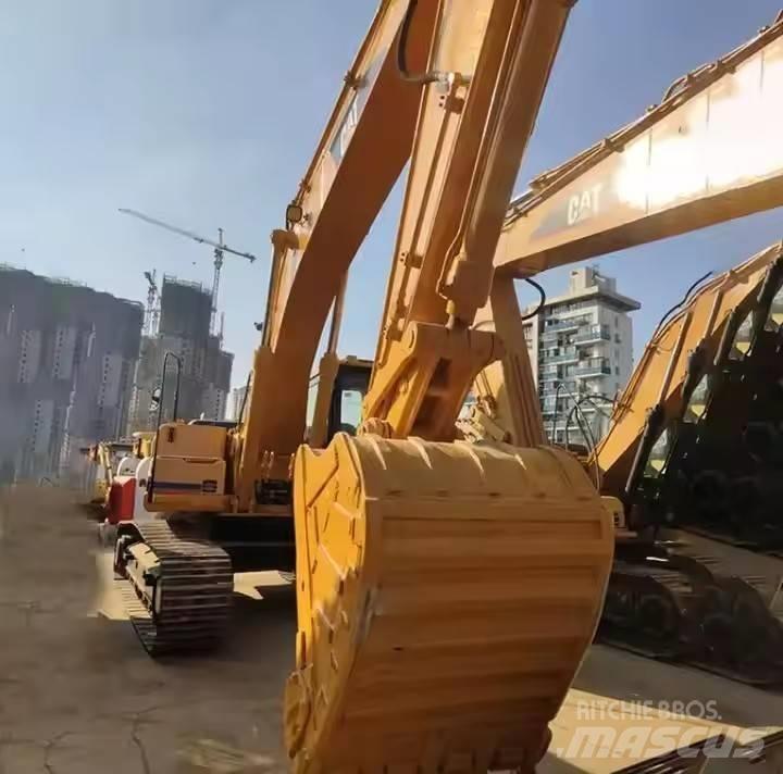 CAT CAT323B Escavadoras Midi 7t - 12t