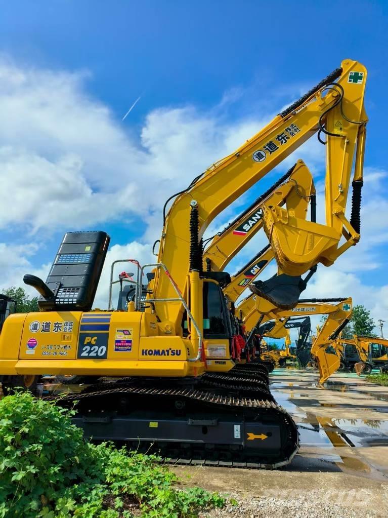 Komatsu PC 220-8 Escavadoras de rastos