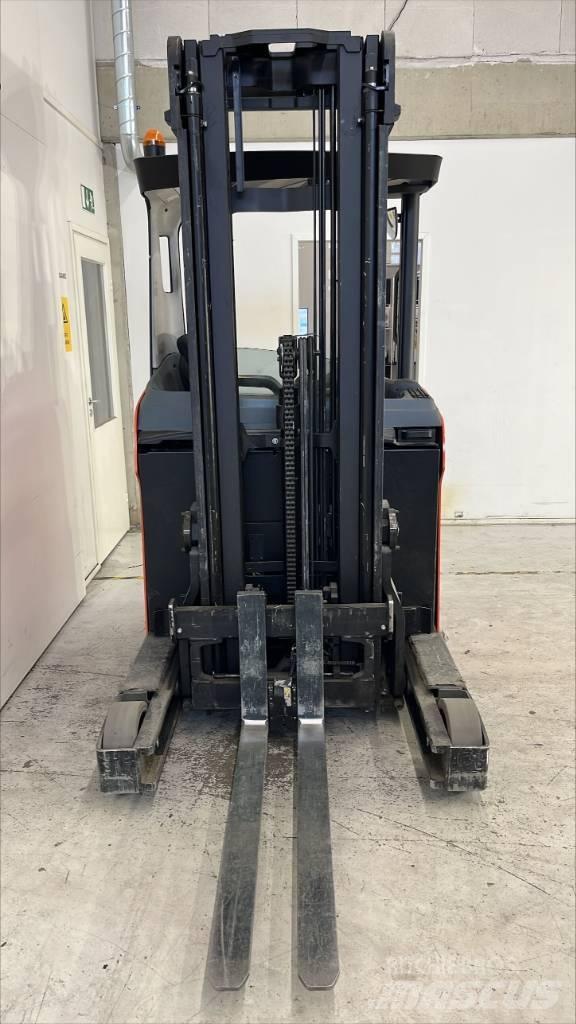 BT RR E 140 H Empilhadores Elevadores
