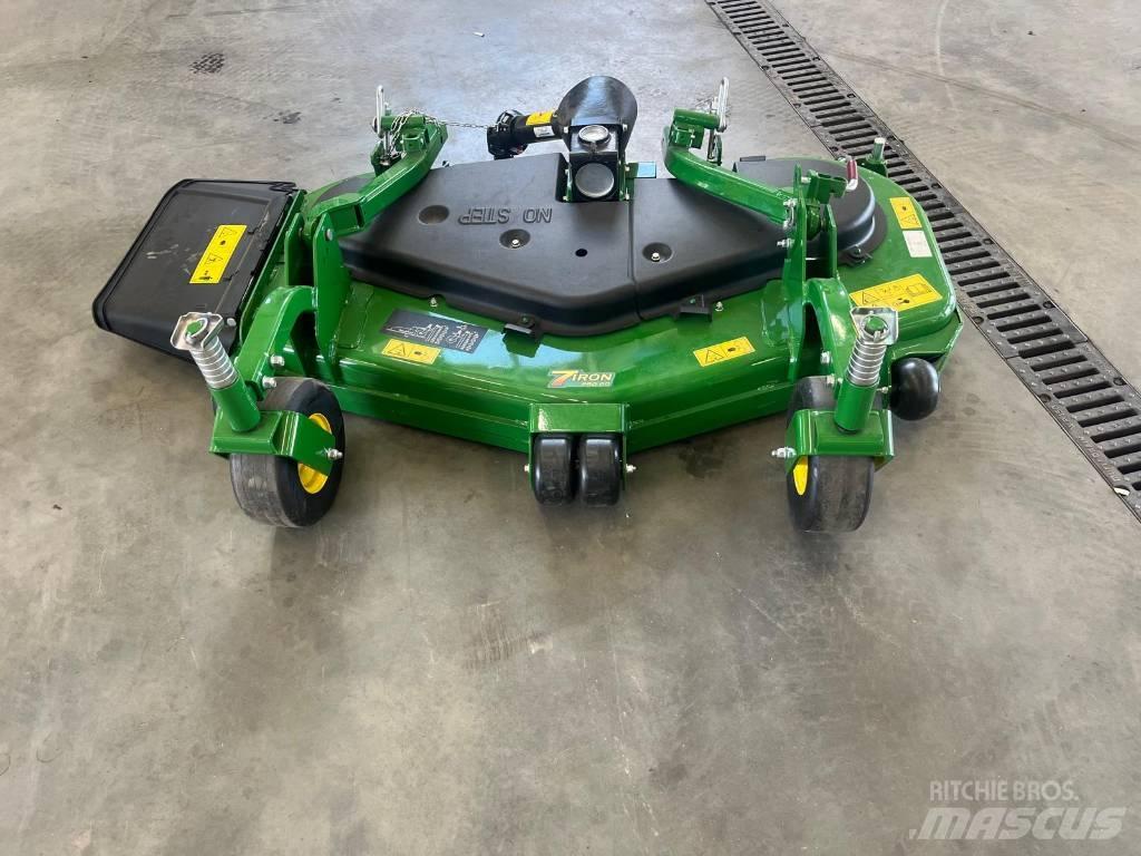 John Deere 7 Iron Corta-Relvas Riders