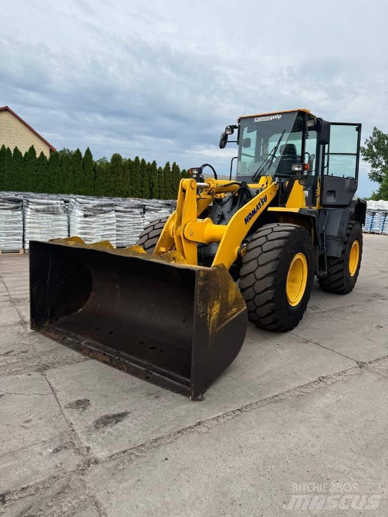 Komatsu WA250 Pás carregadoras de rodas