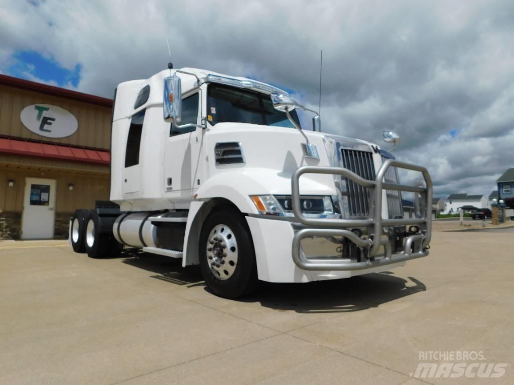 Western Star 5700 XE Tractores (camiões)