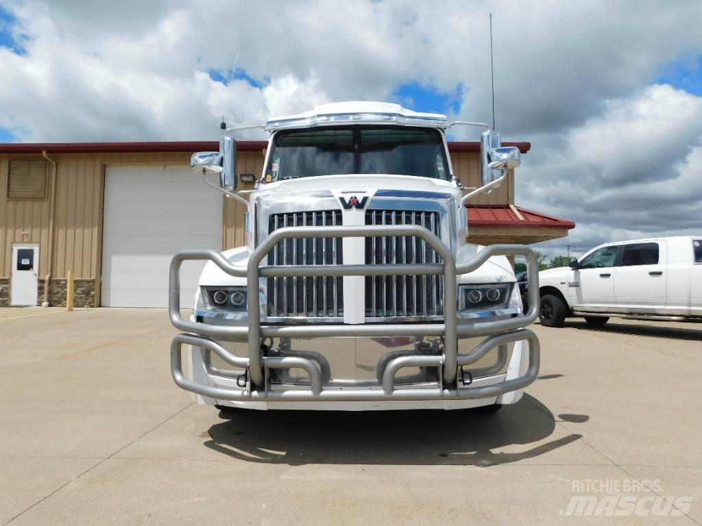 Western Star 5700 XE Tractores (camiões)