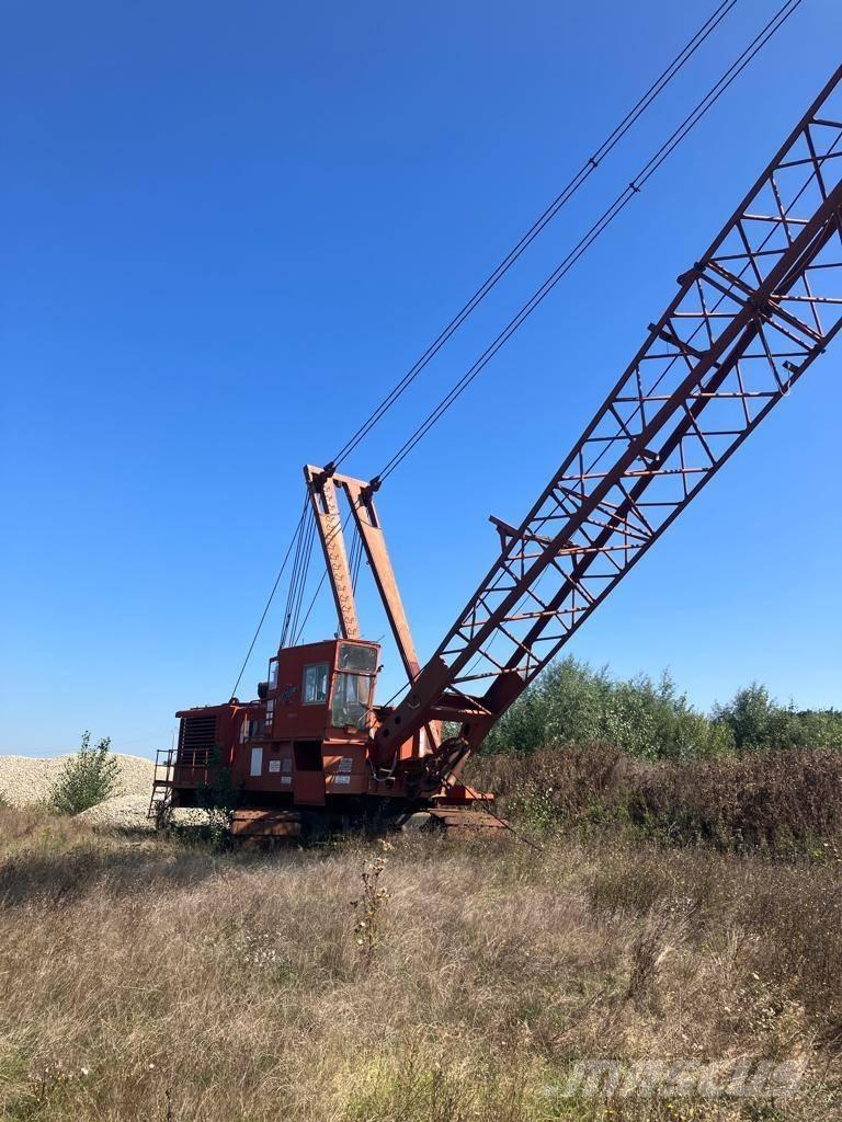 Manitowoc 4600 Escavadoras reboque
