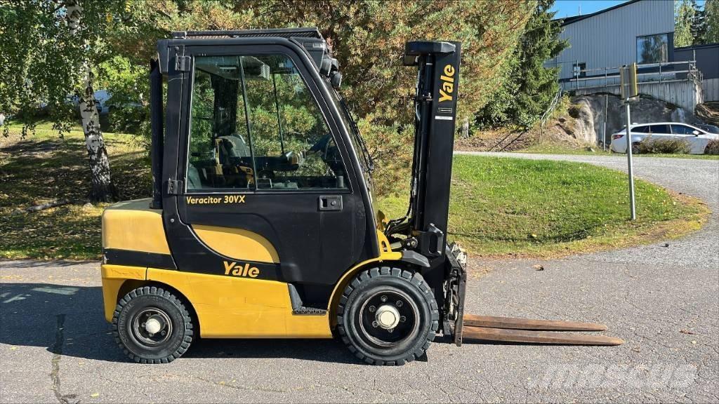 Yale GDP 30 VX Empilhadores Diesel