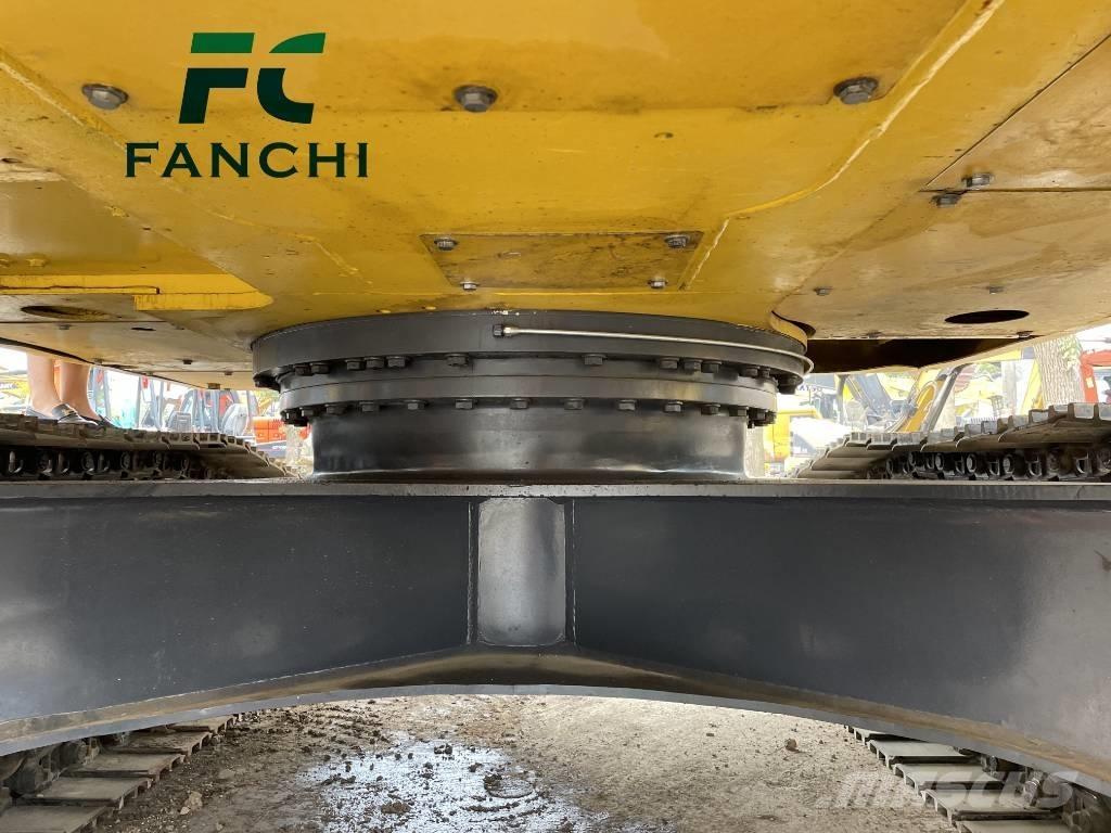 Komatsu PC 240 LC Escavadoras de rastos