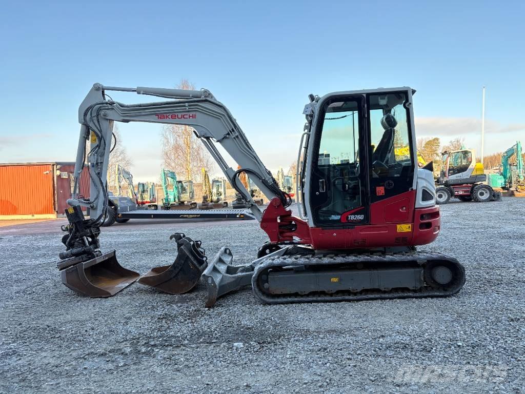 Takeuchi TB260 Mini Escavadoras <7t