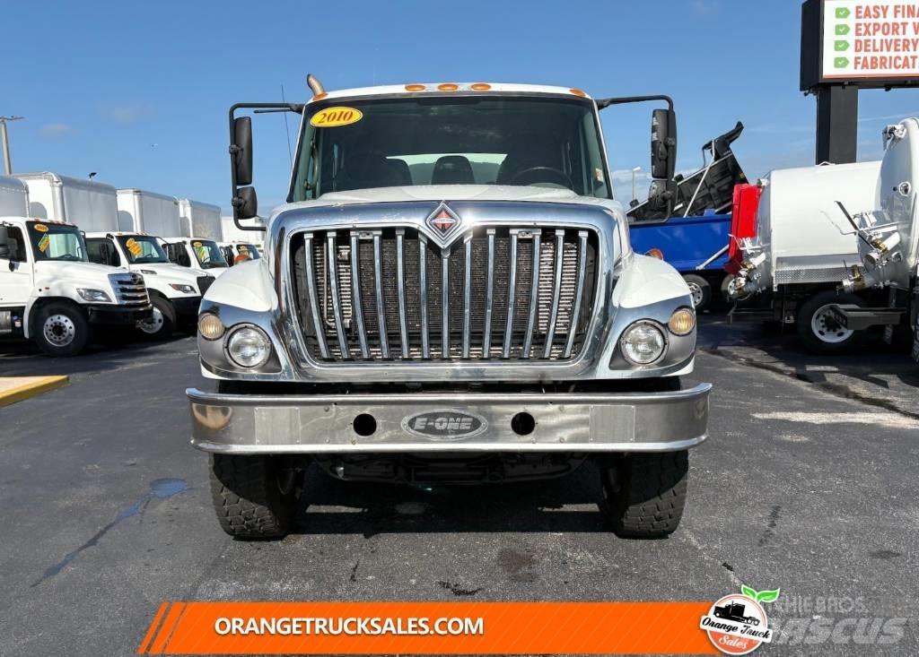 International 7400 Auto-tanques
