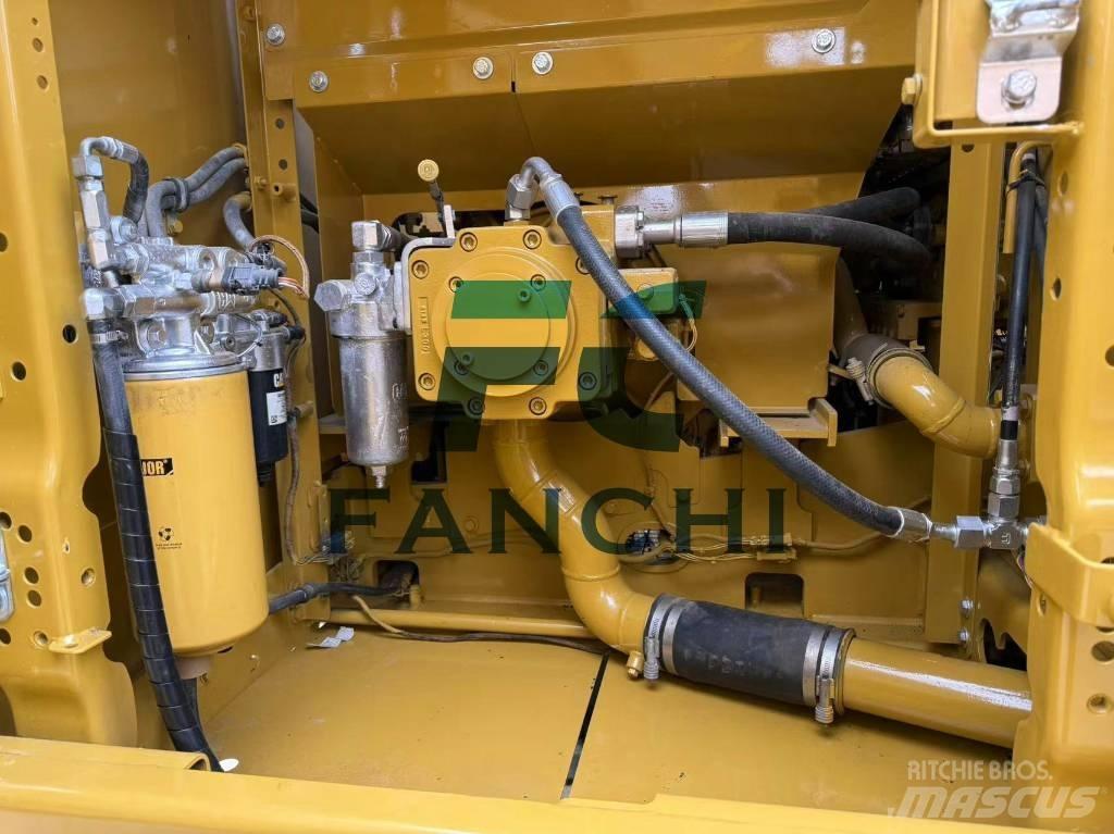 CAT 320 Escavadoras de rastos