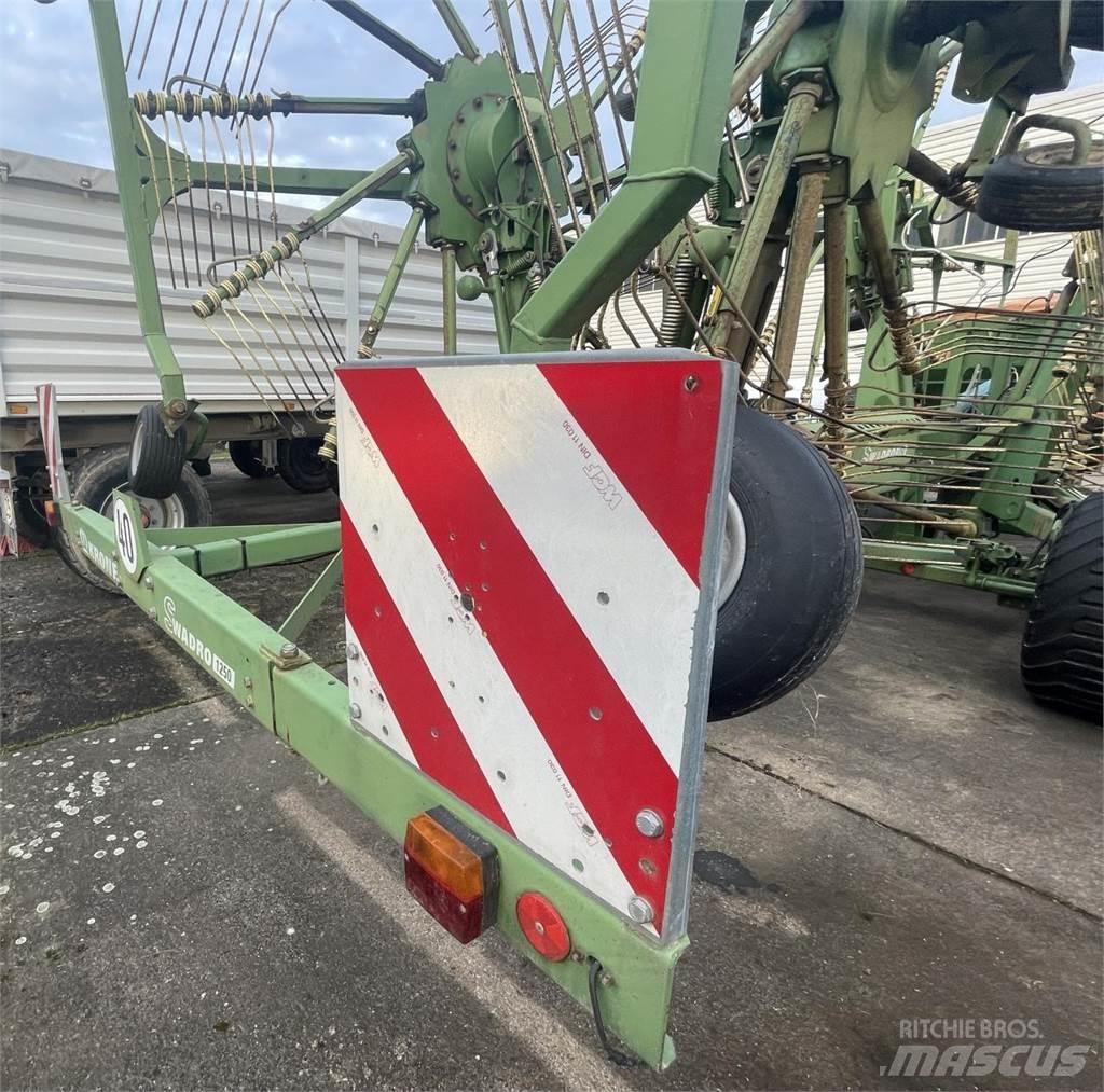 Krone SWADRO 1250 Gadanheiras-fileiras