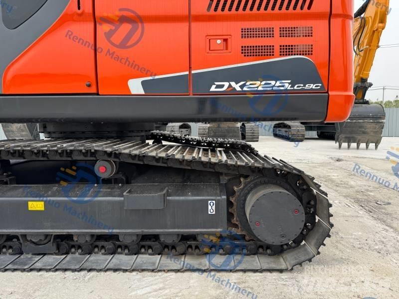 Doosan DX 225 LC-9C Escavadoras de rastos