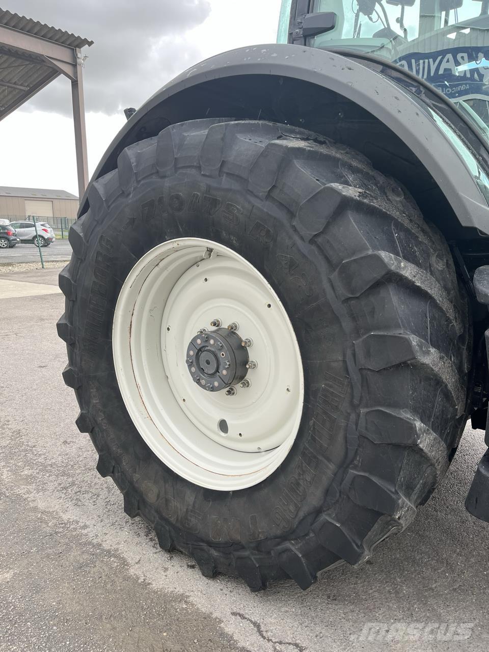 Valtra S374 Tratores Agrícolas usados