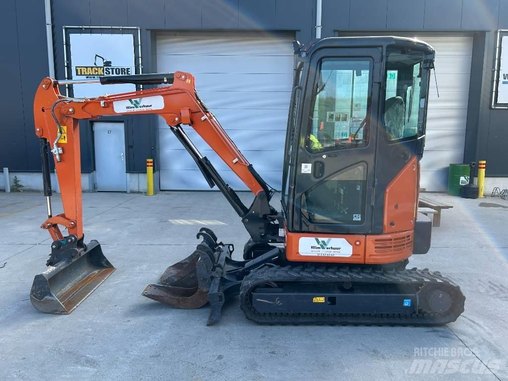 Hitachi ZX 26 U-6 Mini Escavadoras <7t