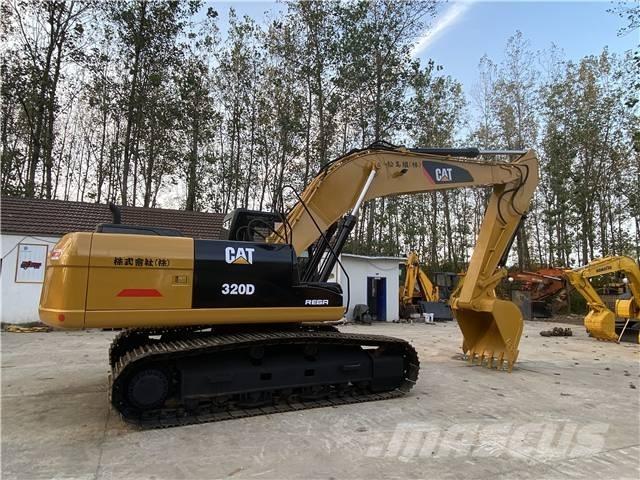 CAT 320D Escavadoras de rastos