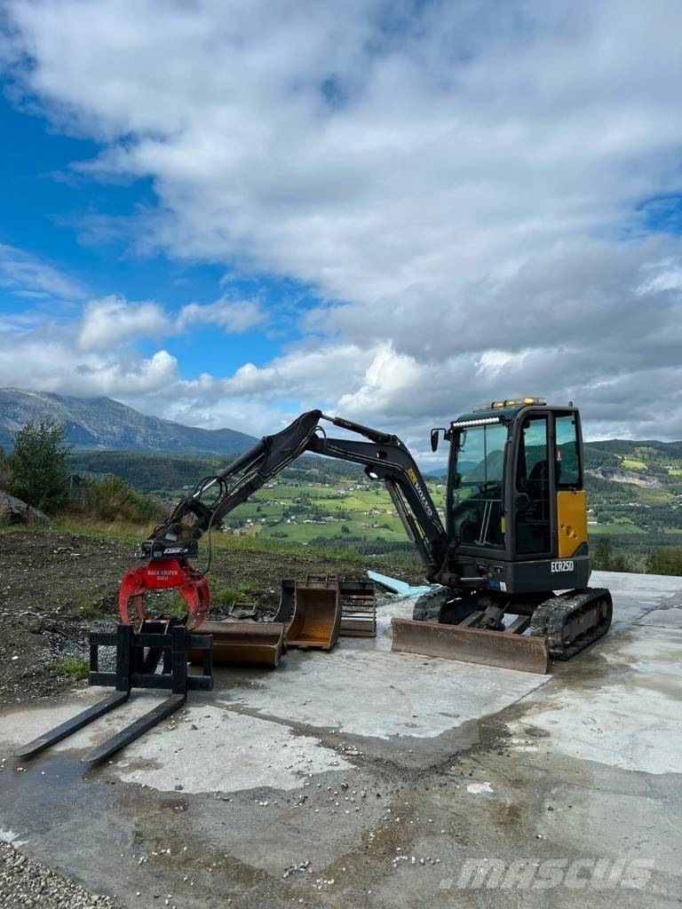 Volvo ECR25D Mini Escavadoras <7t