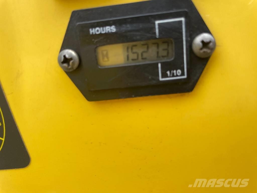 Wacker Neuson 803 Escavadoras de rastos