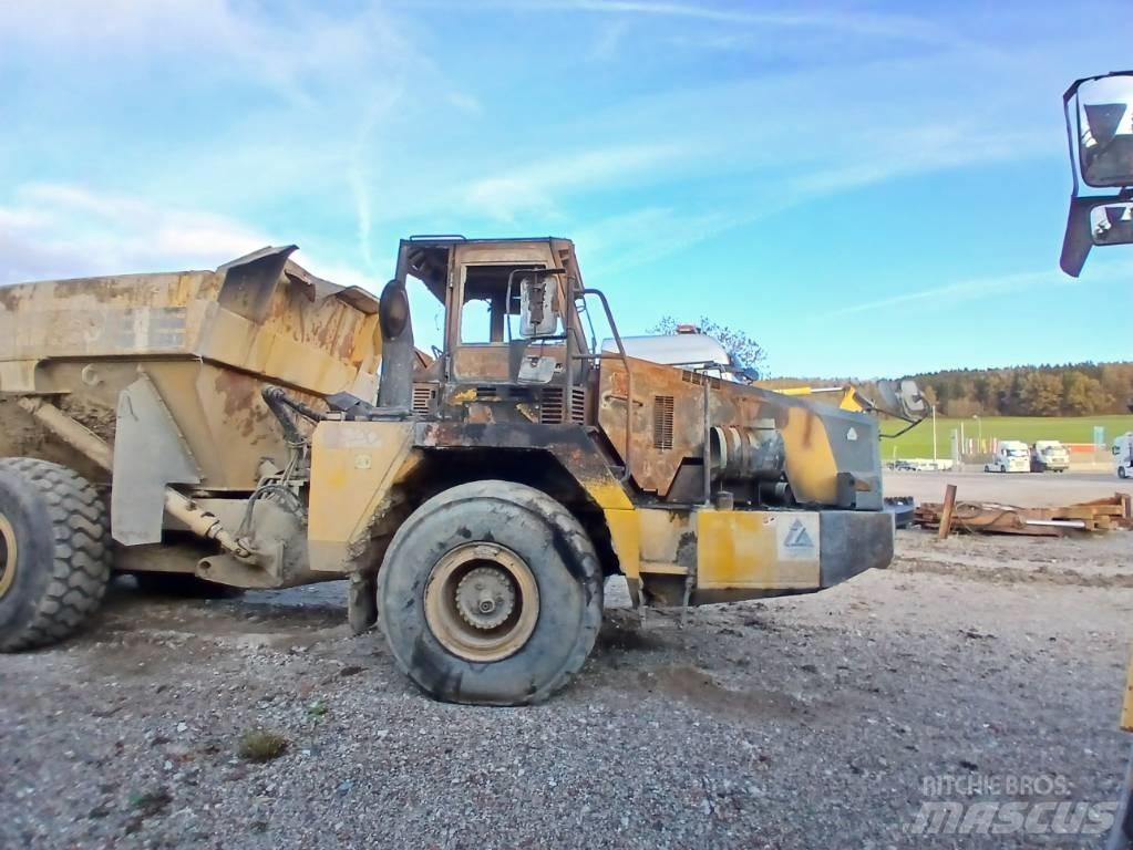 Komatsu HM 300-2 Camiões articulados