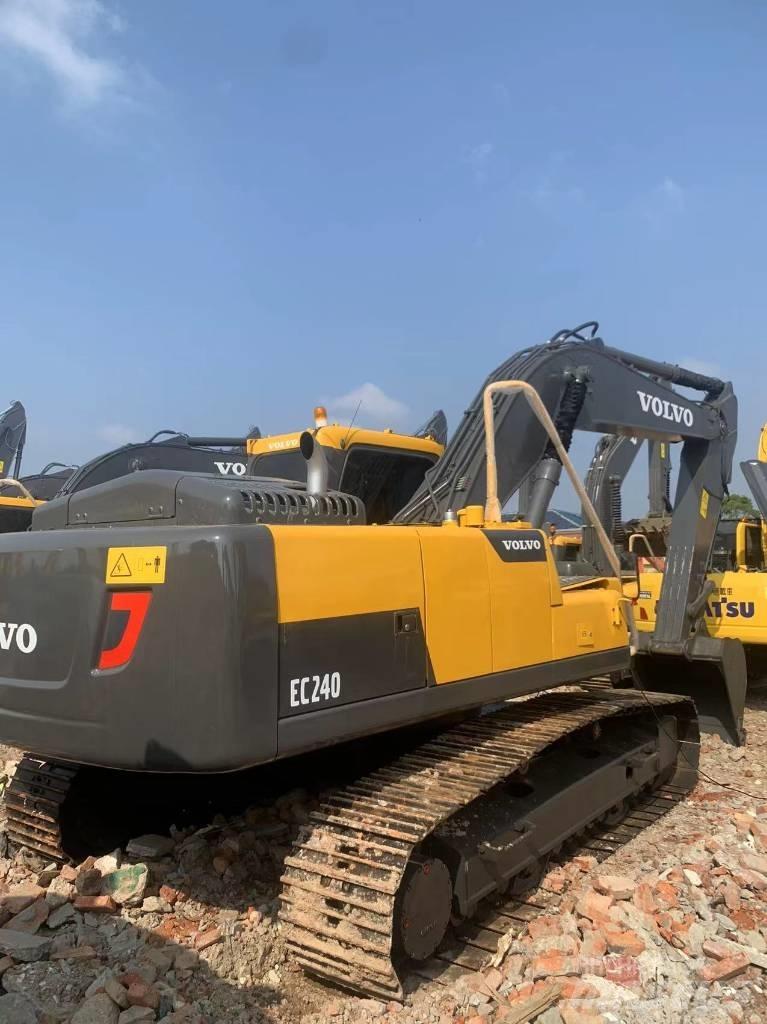 Volvo EC 240 Escavadoras de rastos