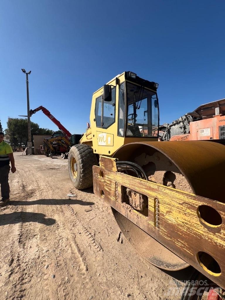 Bomag BW 211 D-3 Cilindros Compactadores monocilíndricos