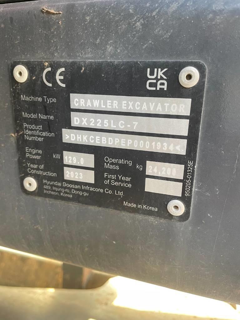 Doosan DX225LC-7 Escavadoras de rastos