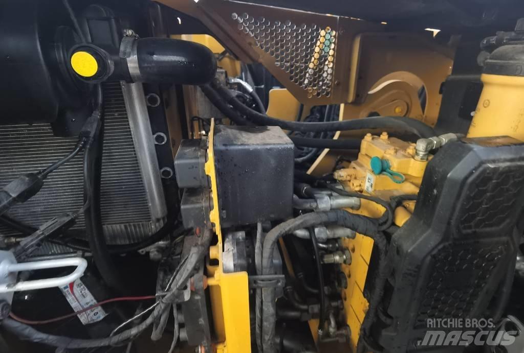 CAT 310 Escavadoras de rastos