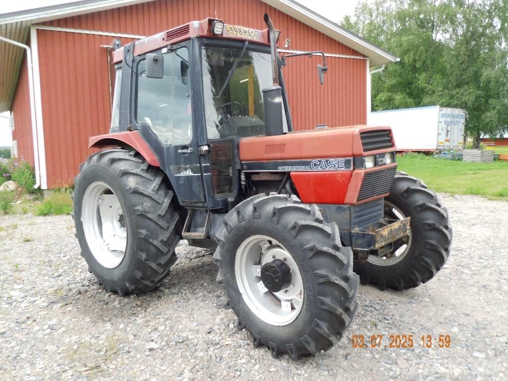 Case IH 685 XL Tratores Agrícolas usados