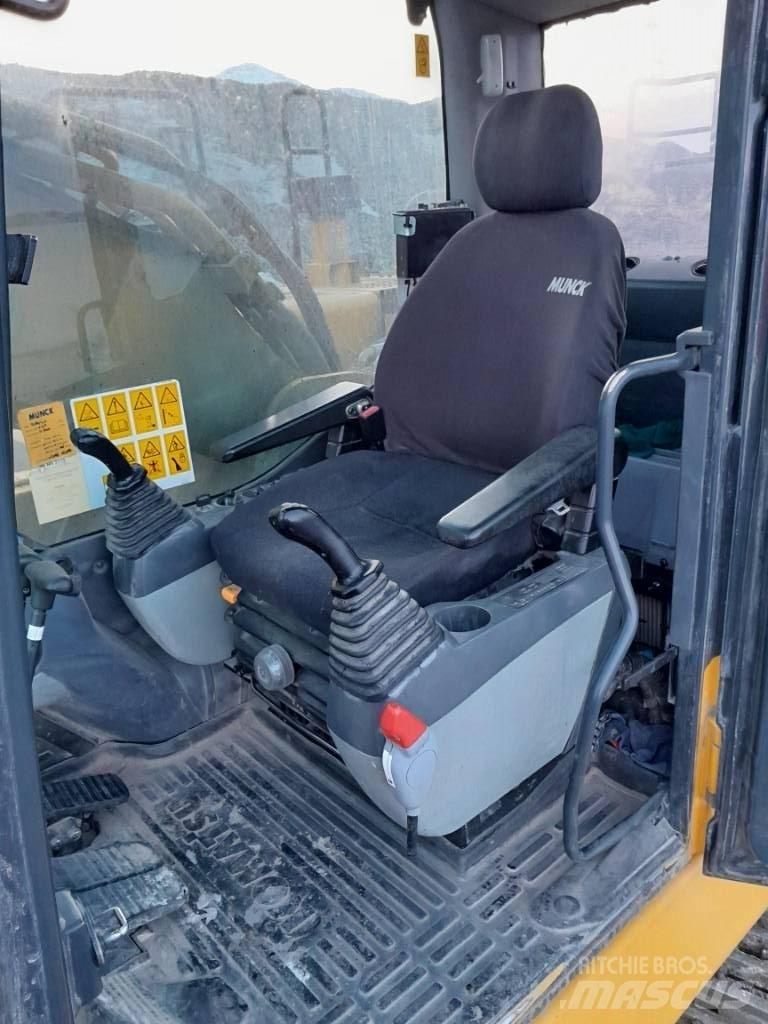 Komatsu PC390LC-8 Escavadoras de rastos