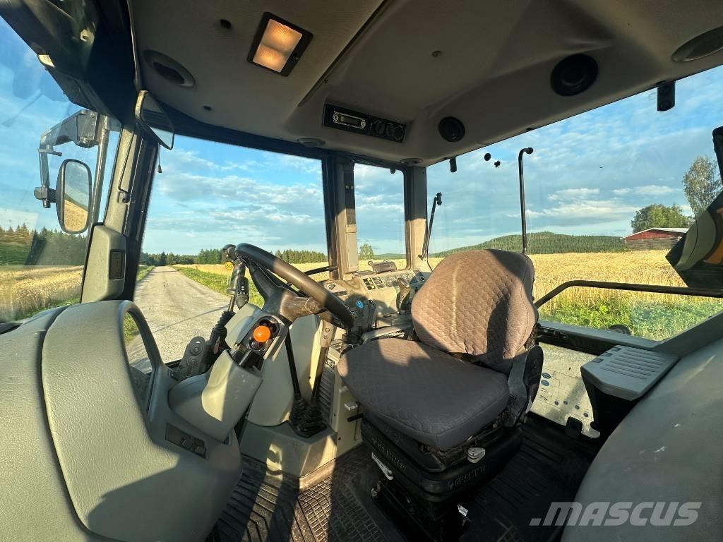 Valtra 6850 Tratores Agrícolas usados