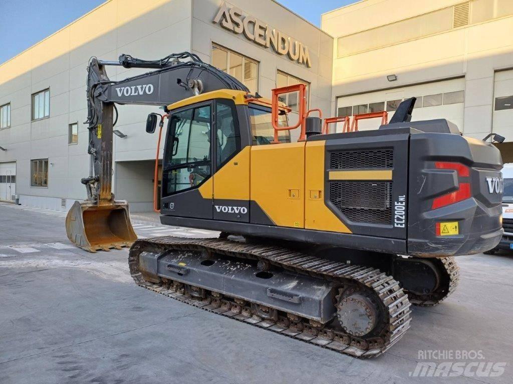Volvo EC200E NL Escavadoras de rastos