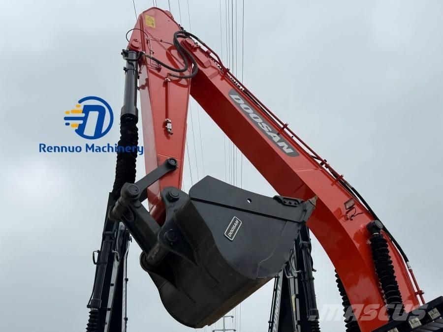Doosan DX 300LC-9C Escavadoras de rastos